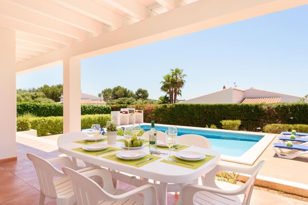 Villa Rose Sant Lluis Bagian luar foto